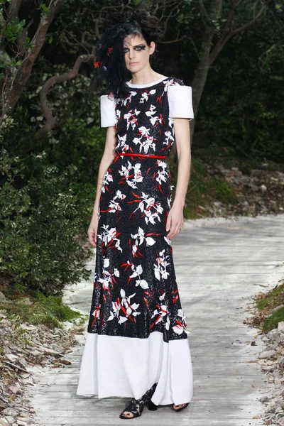 Look 54